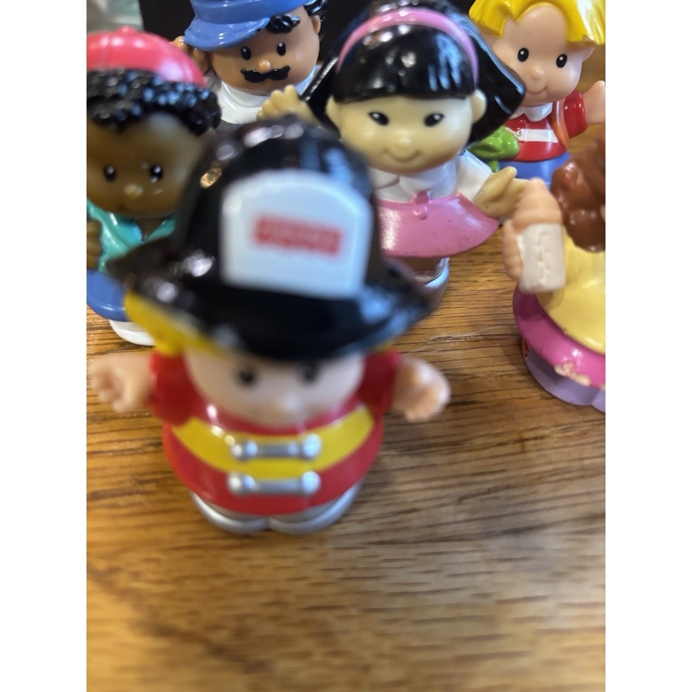 Vintage 2000 Fisher Price Little‎ People Various Jobs And Characters Lot Of 8 - Picture 8 of 9